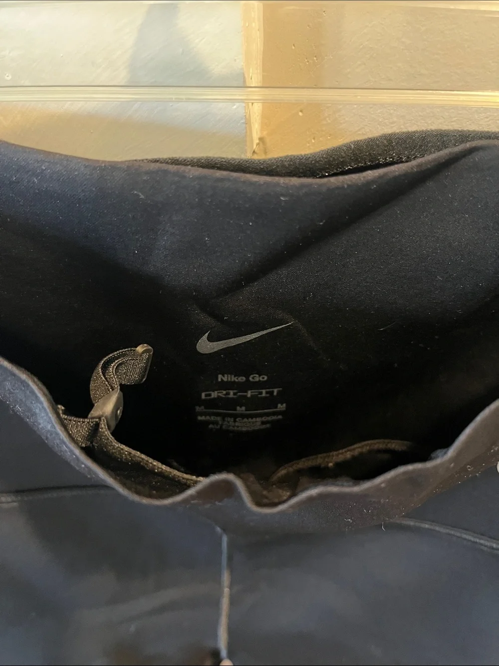 Nike stretchy secure reflective